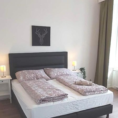Cozy New Apartment Near Hannovermarkt ウィーン エクステリア 写真