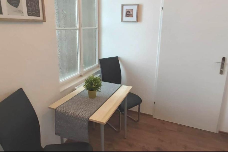 Cozy New Apartment Near Hannovermarkt ウィーン エクステリア 写真